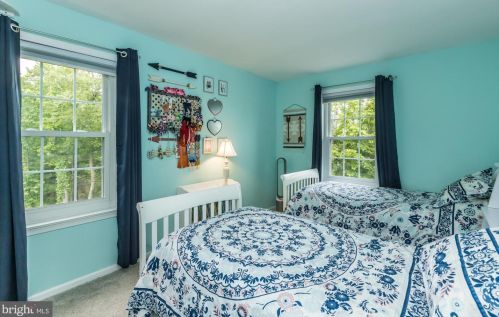 464 Sterling Ct, Southampton PA  18966-2776 exterior