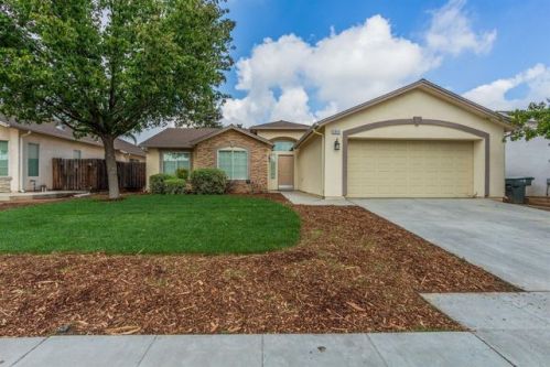 5640 Hedges Ave, Fresno, CA 93722-8610
