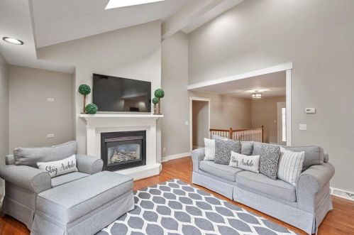 928 Old Washington Rd, Canonsburg PA  15317-3230 exterior