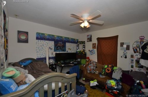 2160 Casselberry Dr, Fort Pierce, FL 34952-8015