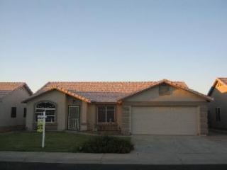 2356 Devon Ct, Gilbert AZ  85296-3928 exterior