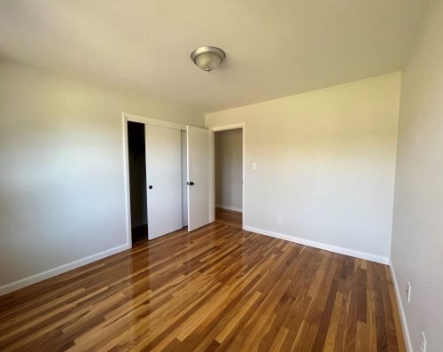 889 Northfield Rd, Hinsdale NH  03451-2507 exterior