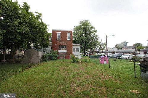 816 Bergen St, Gloucester NJ  08030-1541 exterior