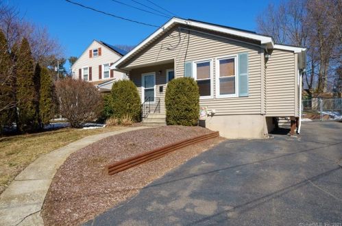288 Brook St, Bristol, CT 06010-4503