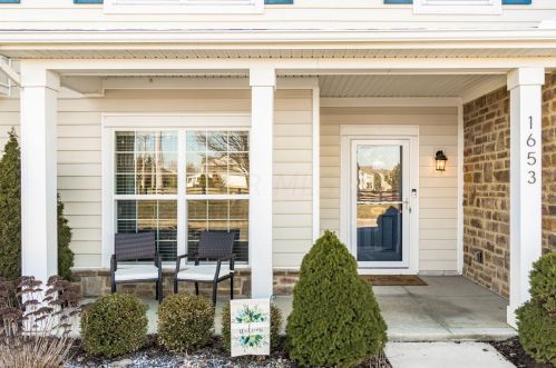 1653 Newport Loop, Darbydale, OH 43123-8173