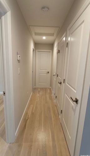 220 4th St, Deer Park NY  11729-5923 exterior