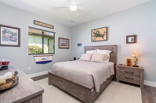 2402 50 St, Cape Coral FL  33914-6792 exterior