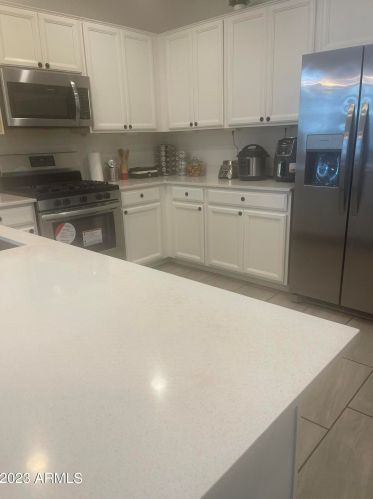 6832 12th Pl, Phoenix AZ  85042-1101 exterior