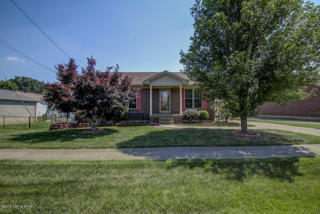 6016 Fairridge Ct, Louisville, KY 40229-1479
