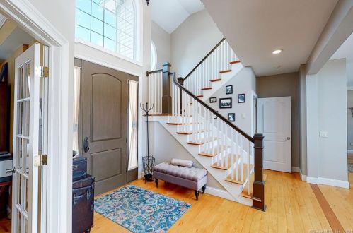 831 Wrights Crossing Rd, Pomfret Center, CT 06259-1625