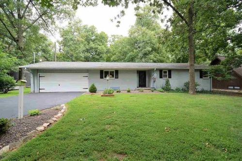 1588 Old Plank Rd, Newburgh, IN 47630-8654