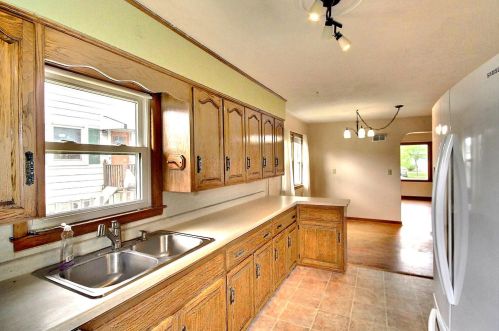 2140 Denton St, La Crosse, WI 54601-5910