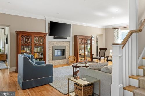 500 Court St, Gardenville PA  18901-4422 exterior