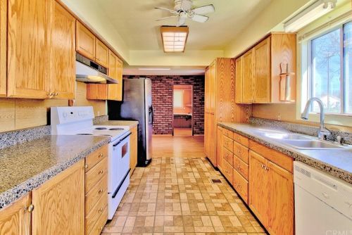8405 Sherwood Blvd, Los Molinos, CA 96055-9760