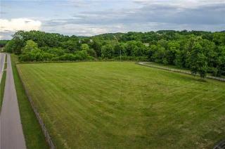 9561 Split Log Rd, Brentwood, TN 37027-3808