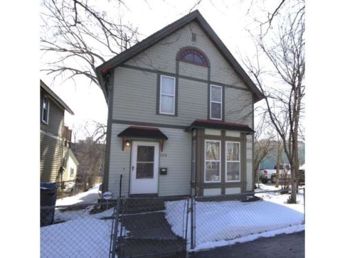125 29th St, Minneapolis, MN 55408-2309