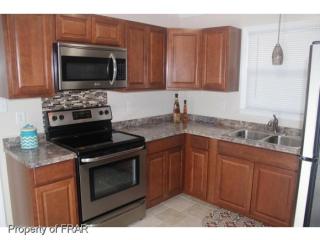 536 Deerpath Dr, Fayetteville, NC 28311-1232