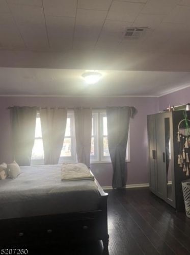 241 Shepard Ave, East Orange NJ  07018-2416 exterior