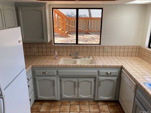 2770 Oak Shores Dr, Lake Nacimiento CA  93426-9609 exterior