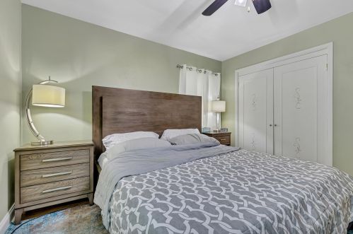 4406 Van Beck Ave, Milwaukee WI 53207-4458 exterior