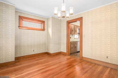 23 Stanford Pl, Montclair NJ  07042-5009 exterior