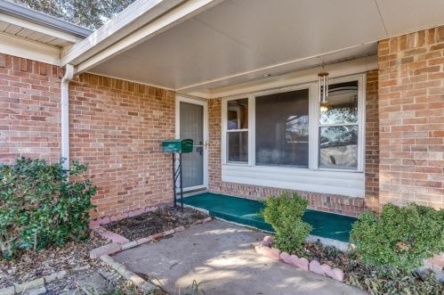 14025 Birchlawn Dr, Dallas, TX 75234-3517