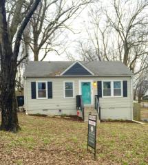 902 13th St, Nashville, TN 37206-3128