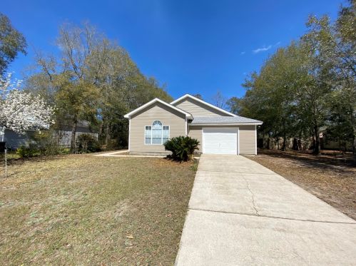 281 Timber Wind Dr, Defuniak Springs, FL 32433-9082