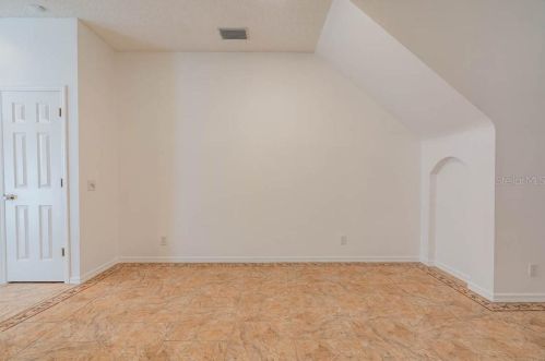 554 Black Lion Dr, Saint Petersburg FL  33716-3472 exterior