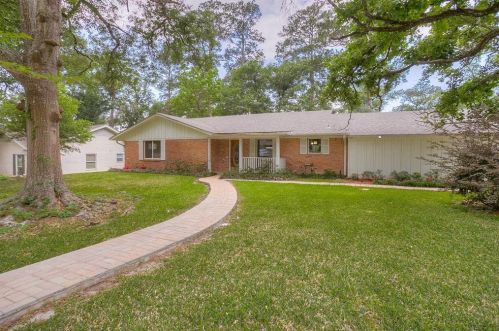 2310 Avenue, Huntsville, TX 77340-5517