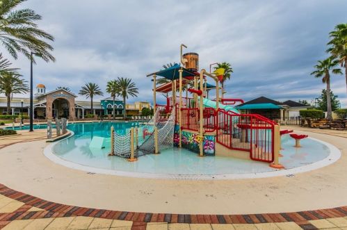 8147 Swiss Chard Cir, Land O Lakes FL  34637-7596 exterior