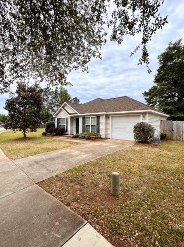 180 Oakland Dr, North Augusta, SC 29860-8655