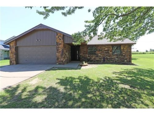 328 Spruce Ave, Bartlesville, OK 74006-2730