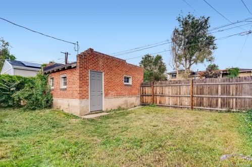 3318 Steele St, Denver CO 80205-4337 exterior