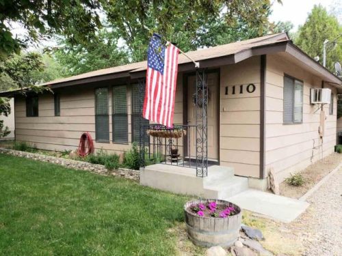 1110 Johnson Ave, Emmett, ID 83617-3838