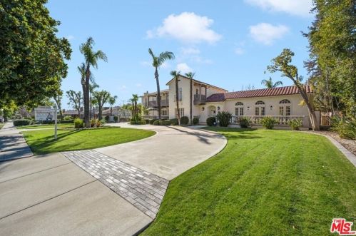 3184 Parkside Dr, San Bernardino, CA 92404-2323