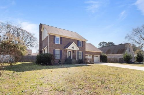 3470 Green Valley Rd, Fayetteville, NC 28311-7618