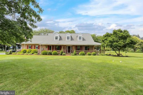 166 Woodland Rd, Moselem, PA 19526-8167