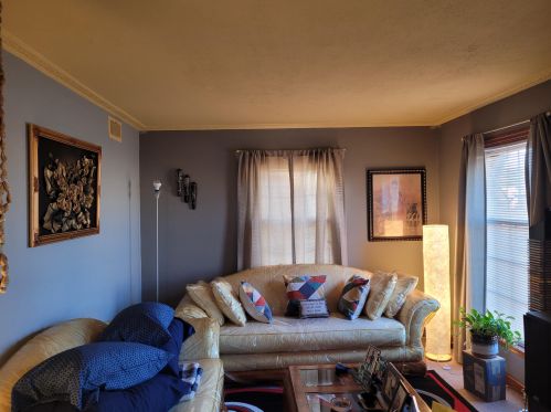 2831 Capitol Dr, Milwaukee, WI 53216-2668