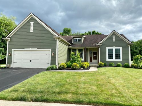 386 Shawnee Loop, Pataskala, OH 43062-8179