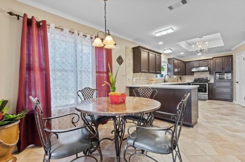 450 Chaparral Rd, Georgetown TX 78628-6823 exterior