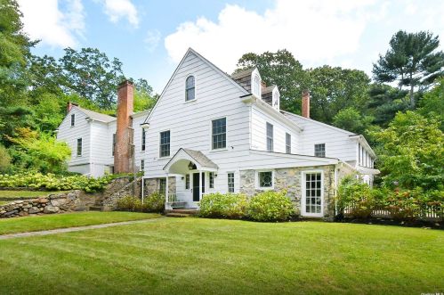 63 Mill River Rd, Muttontown, NY 11732-1603