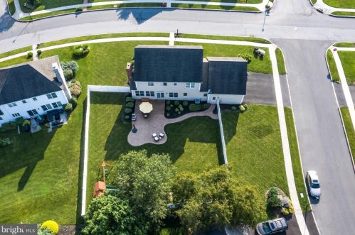 5915 Westover Dr, Navy Sup Dpt PA  17050-6871 exterior