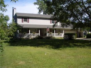 7508 Cemetery Rd, Vermilion, OH 44089-9579