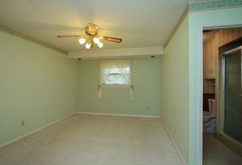 7420 Beckwood Dr, Fort Worth TX 76112-6052 exterior