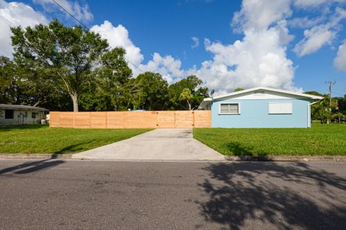 1201 Kentucky Ave, Fort Pierce, FL 34950-9272