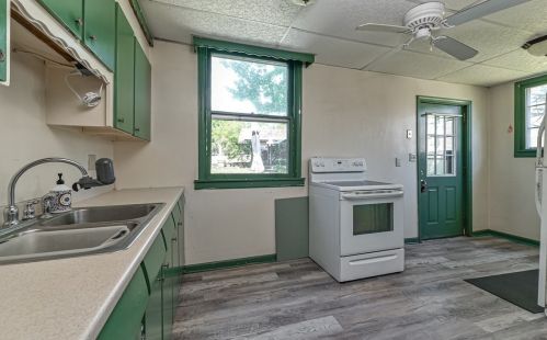 1735 El Paso St, Pittsburgh PA 15206-1141 exterior