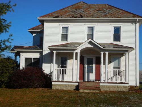 11703 Macks Rd, Glenford, OH 43739-9618