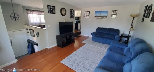 61 Harrison Ave, Tinton Falls, NJ 07701