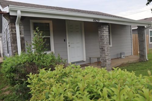 4829 Willie St, Fort Worth, TX 76105-2751